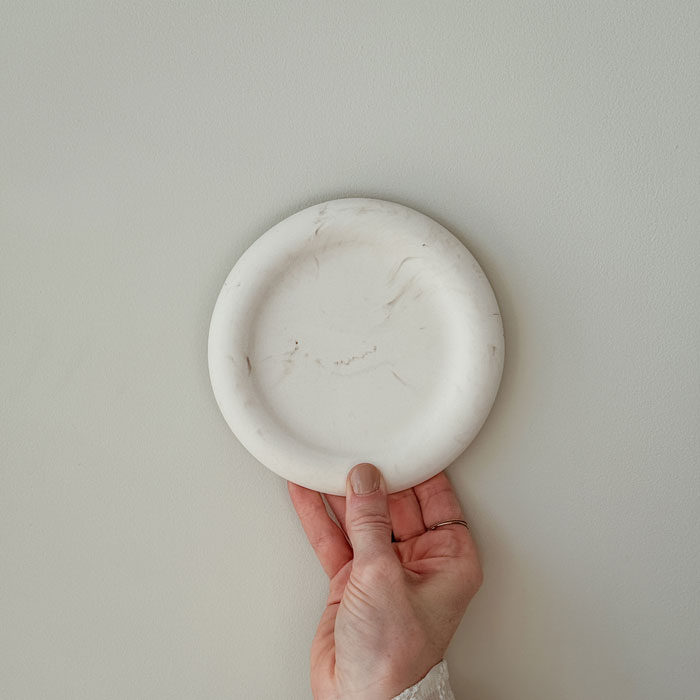 roundtray6 Round tray